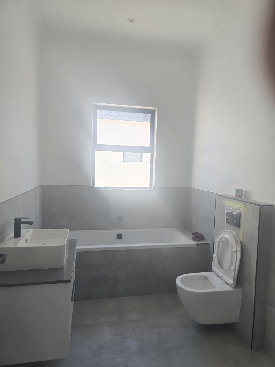 3 Bedroom Property for Sale in Sandy Point Western Cape